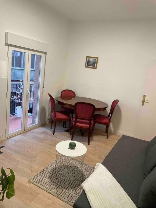 Ar2 Luminoso Piso De 3 Habs Con Balcon Y Wifi Apartamento Madrid